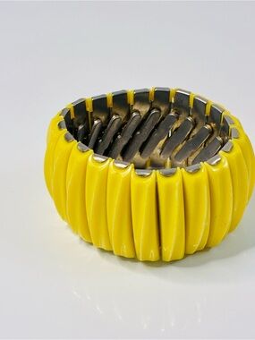 VTG Yellow Lucite Expansion Accordion Stretch Cuff Bracelet MCM EUC Mod Retro